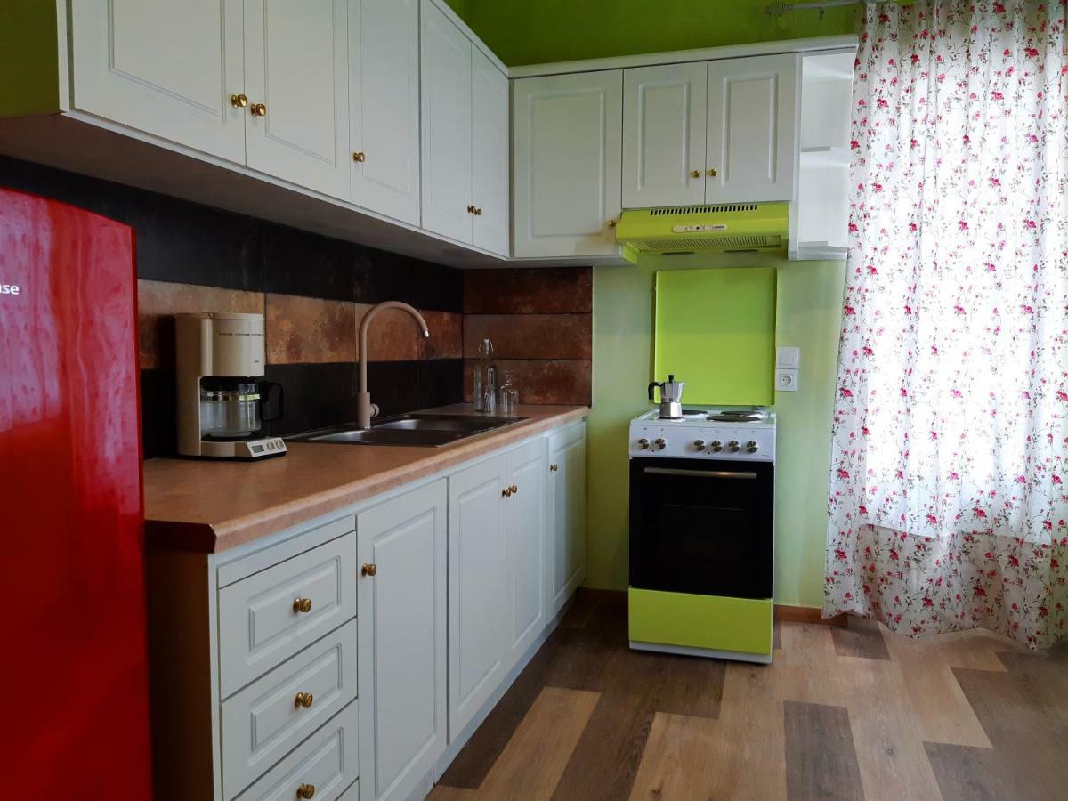 Little Island Resort Nisos Ioanninon Bagian luar foto